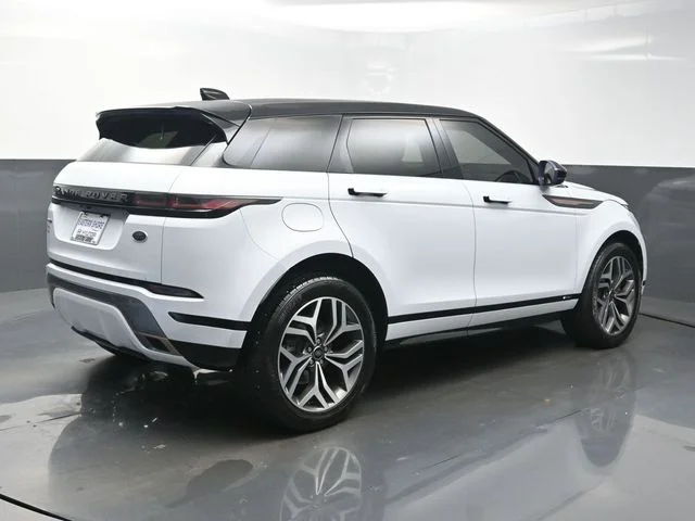 Used 2020  Land Rover First Edition image 7