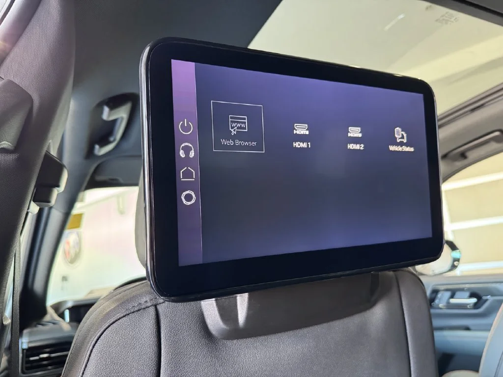 2026 GMC Yukon AT4 - Photo 34