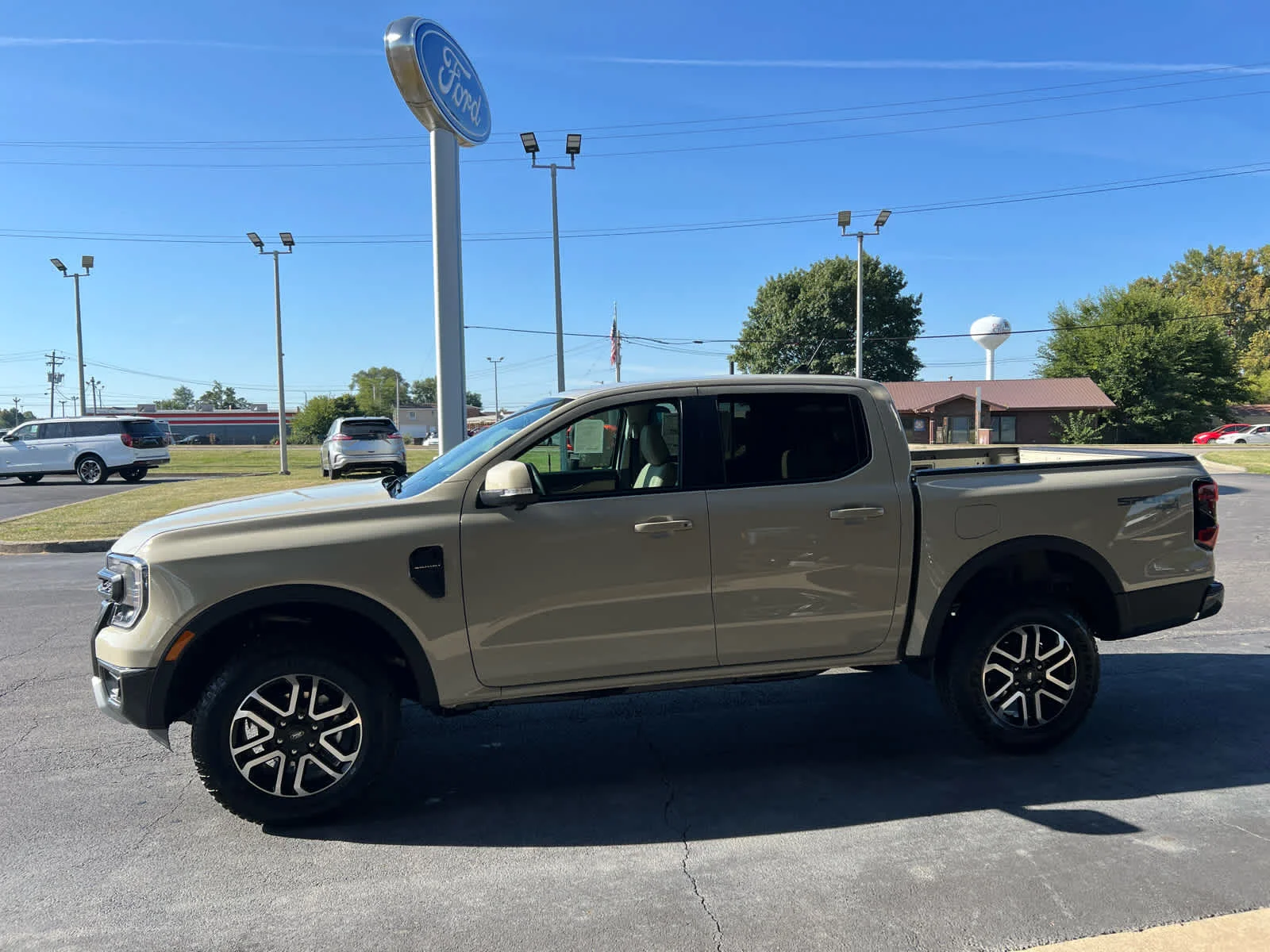 New 2025 Desert Sand Ford LARIAT image 5