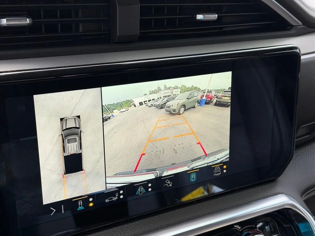 Used 2023 Black GMC Denali image 29