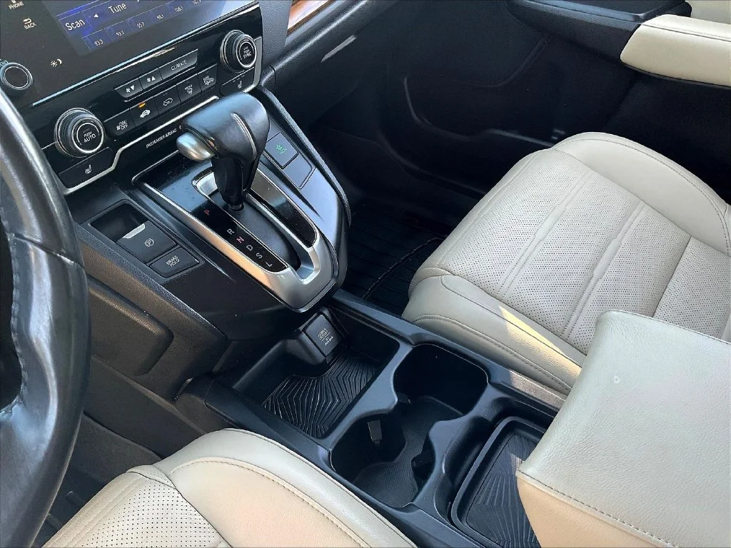 Used 2017  Honda EX-L image 19
