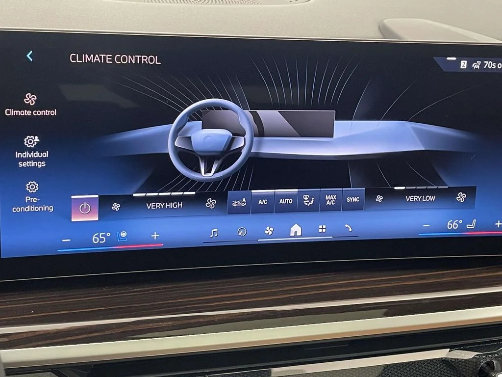 New 2027 Black BMW xDrive40i image 26
