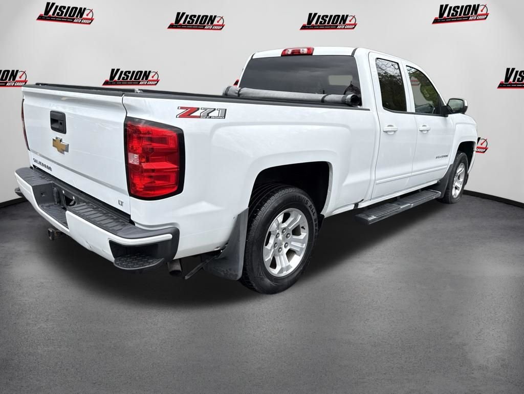 Used 2018 White Chevrolet LT image 5