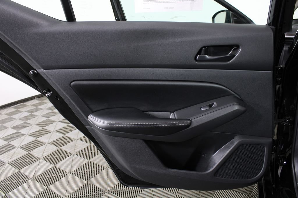 Used 2025 Black Nissan 2.5 SV image 11