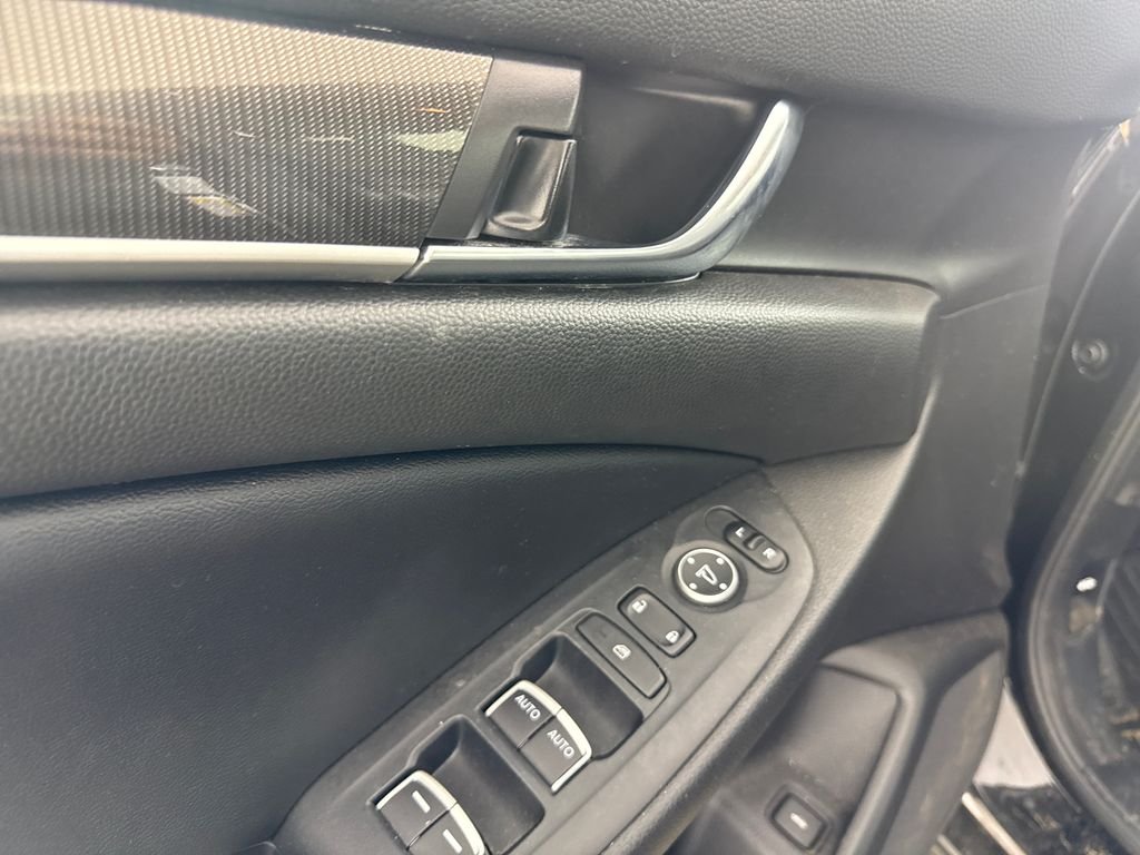 Used 2022 Black Honda Sport image 17