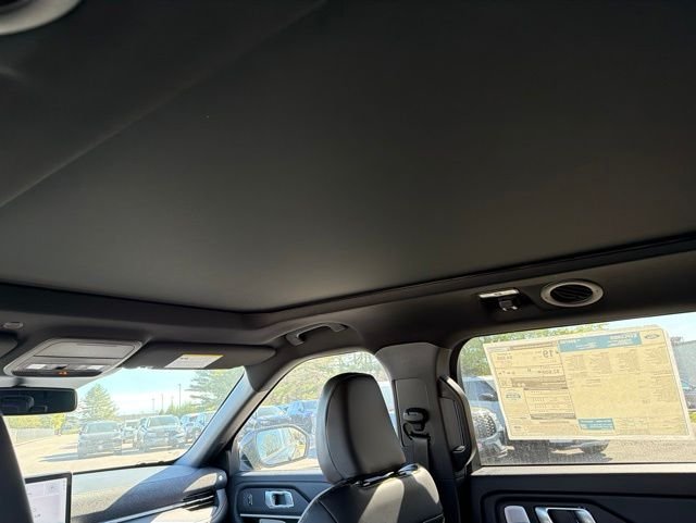 New 2026 Agate Black Metallic Ford Tremor® image 9