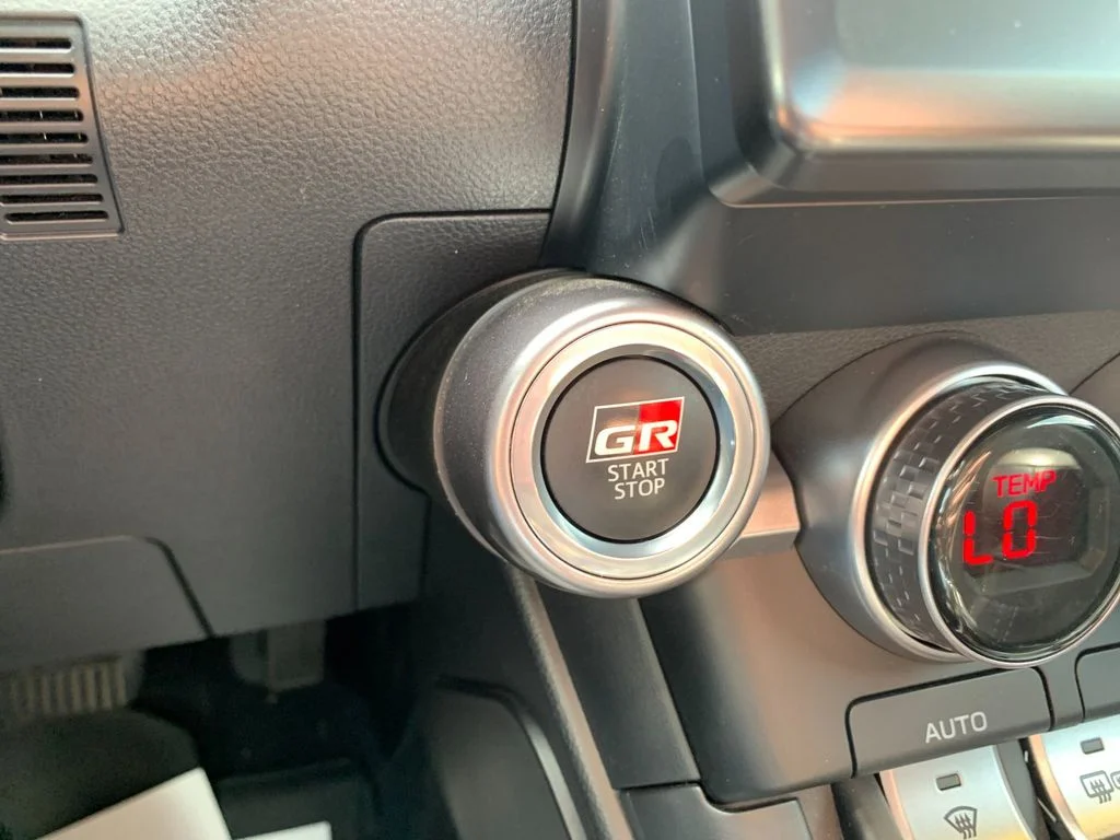 Used 2023  Toyota Base image 20