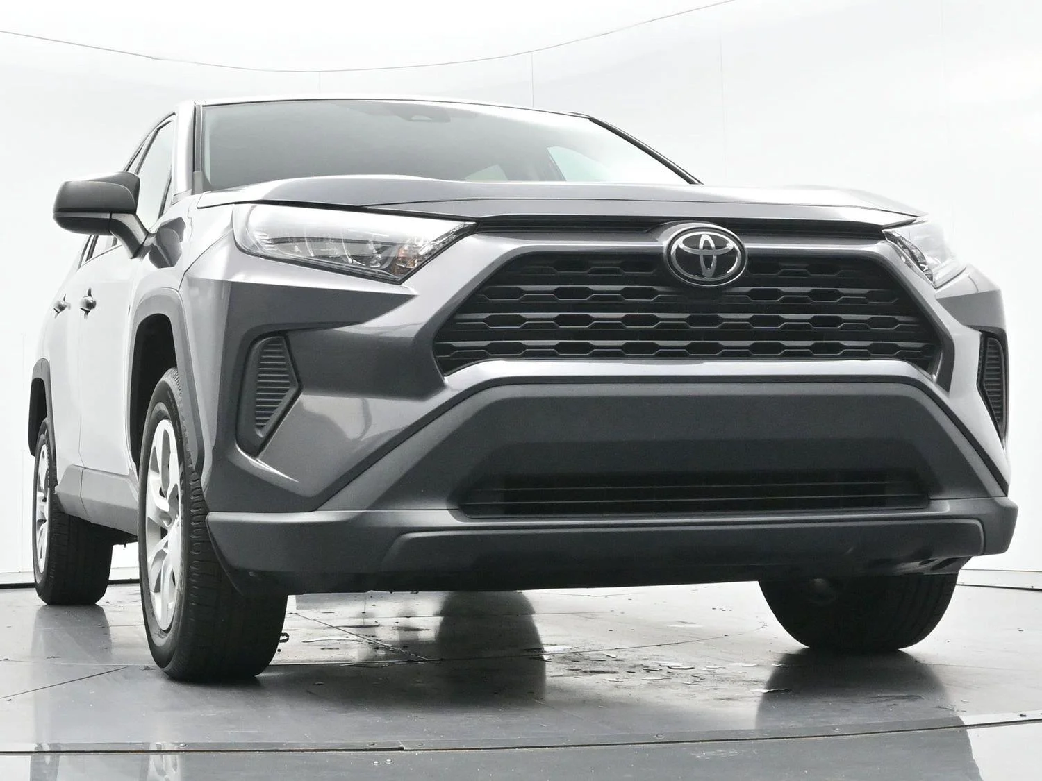 Used 2022 Magnetic Gray Metallic Toyota LE image 43