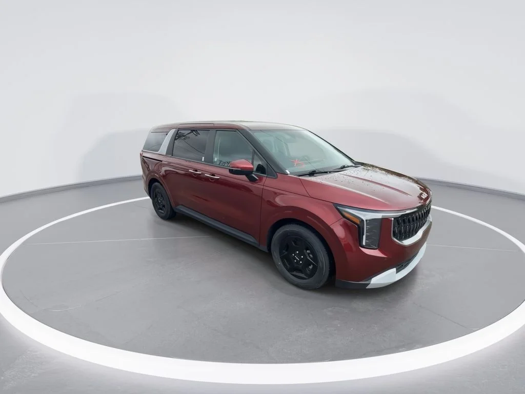 Used 2025 Red Kia LXS image 2