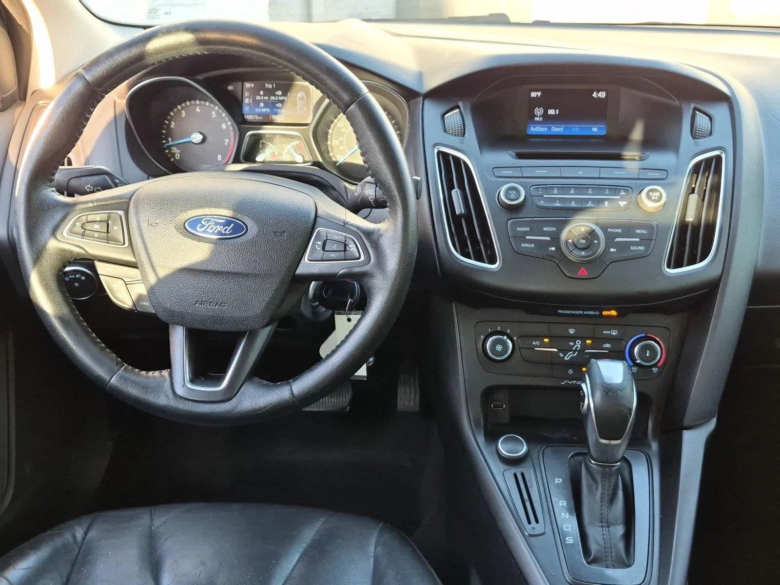 Used 2016 Shadow Black Ford SE image 31