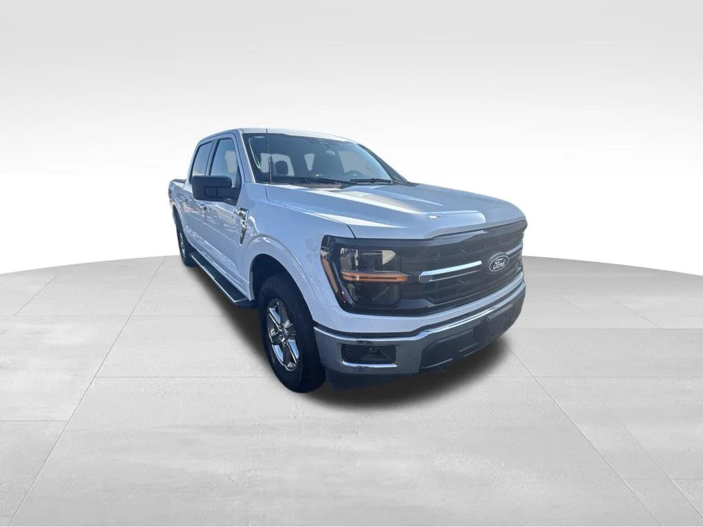 Used 2025 White Ford XLT image 8