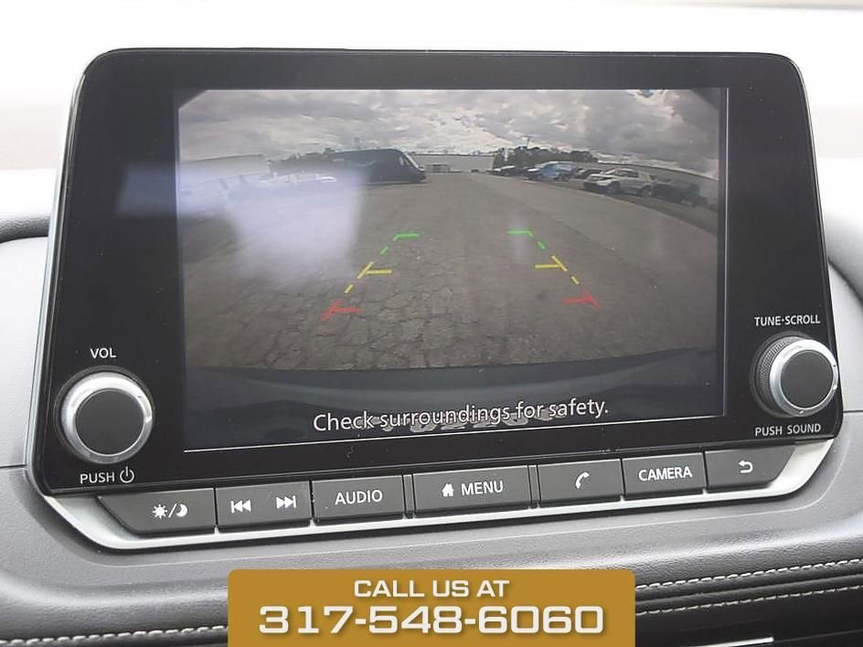 Used 2023 Boulder Gray Pear Nissan SV image 28