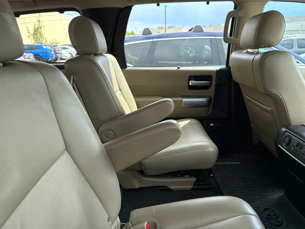 Used 2018 Super White Toyota Limited image 4
