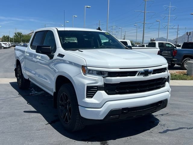 New 2026 Summit White Chevrolet RST image 10