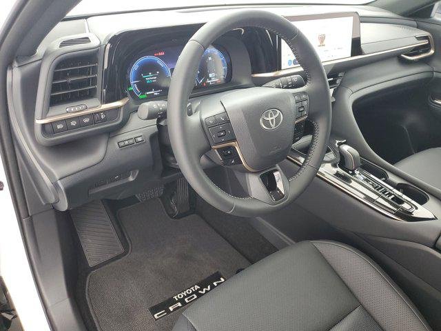 Certified Used 2026 OXYGEN WHITE Toyota  image 41