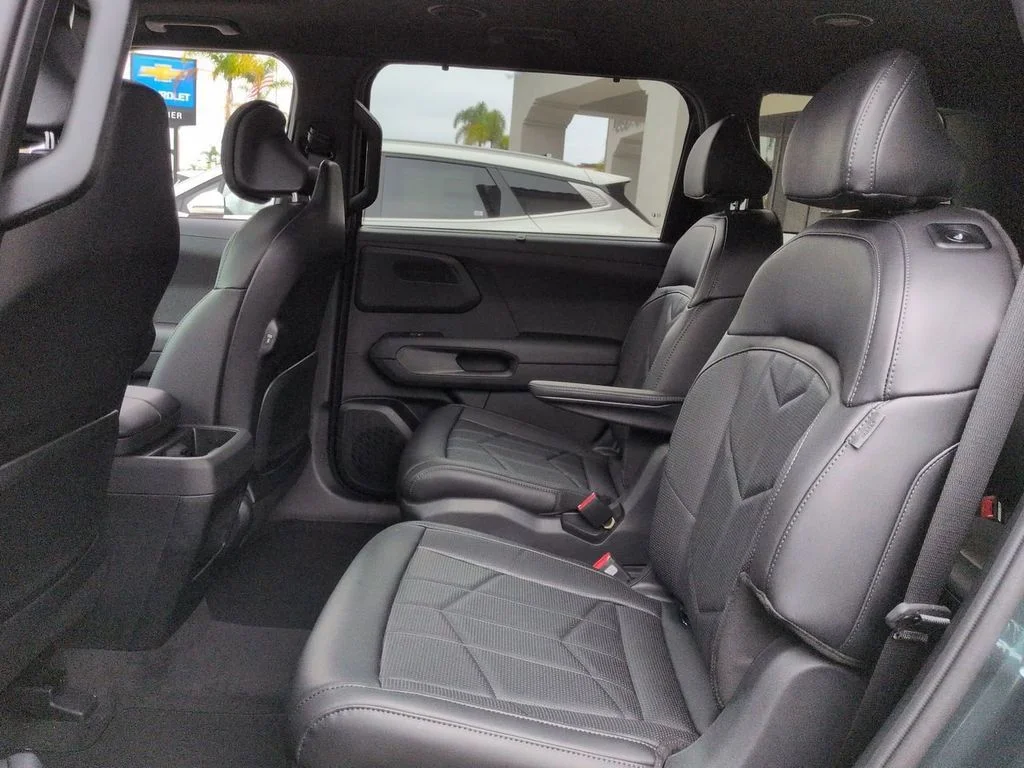 New 2027 Black Kia X-Line EX image 26