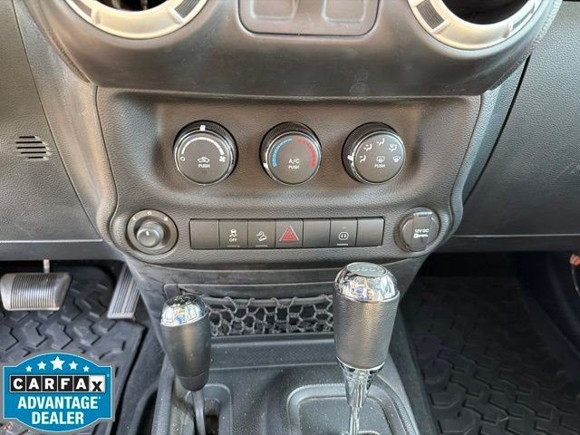 Used 2012 Black Jeep Rubicon image 14