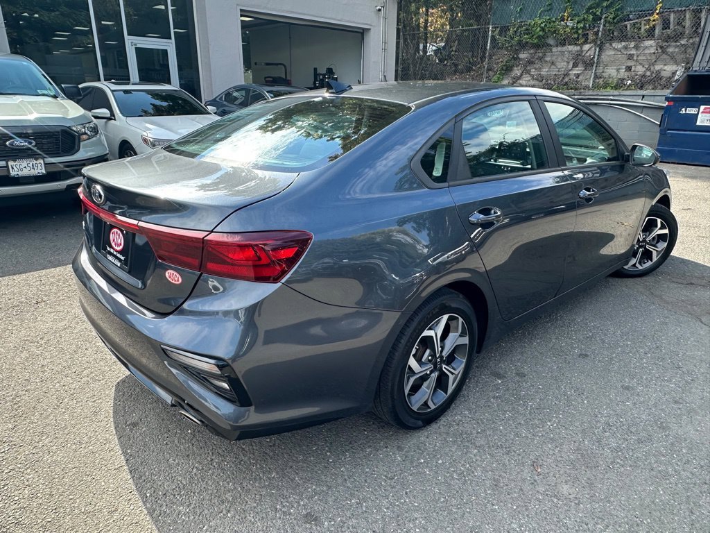 Used 2020 Gray Kia LXS image 6