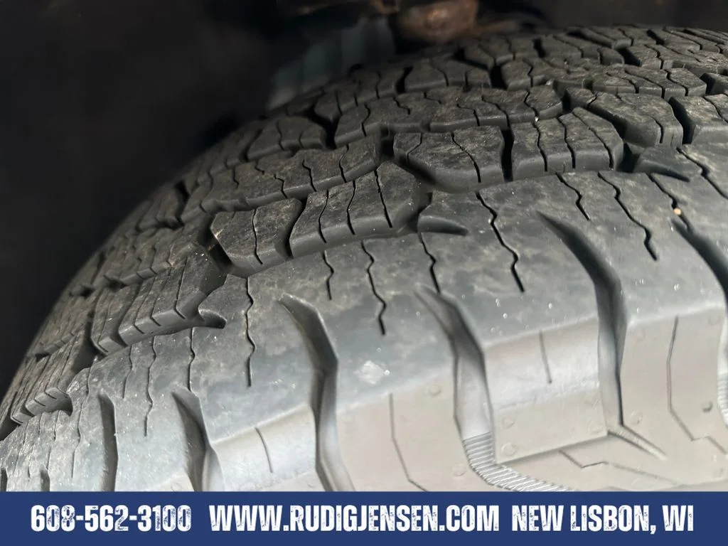 Used 2021 Gray Ford XLT image 27