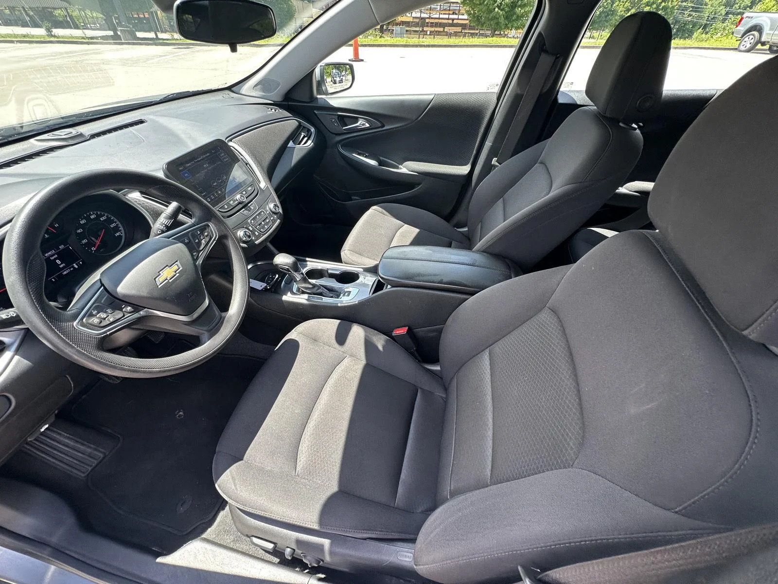 Used 2023 Sterling Gray Metallic Chevrolet LT image 10