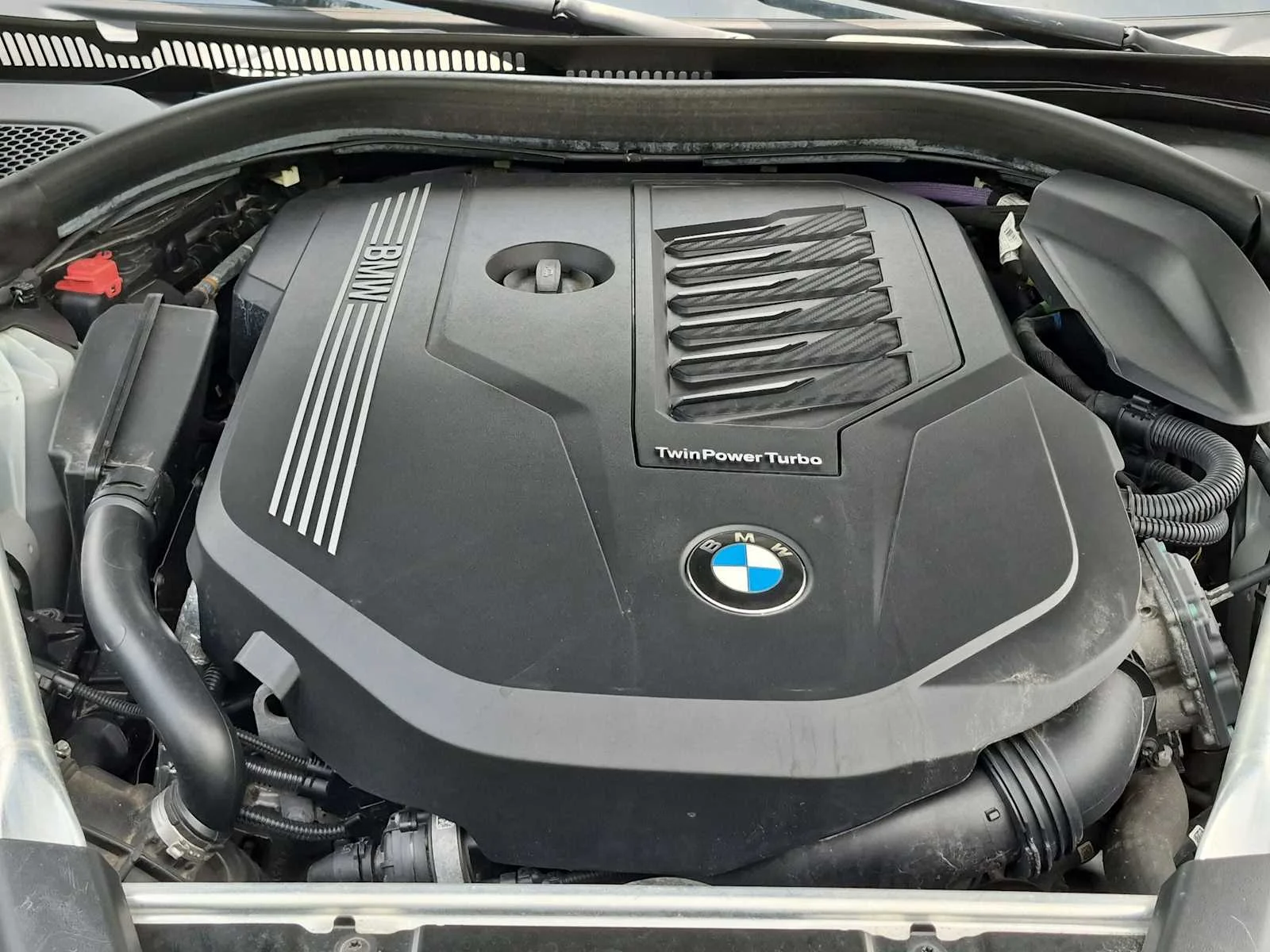 Used 2021 Alpine White BMW 540i xDrive image 14