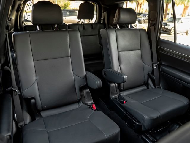 Used 2023 White Pearl Lexus 460 image 37