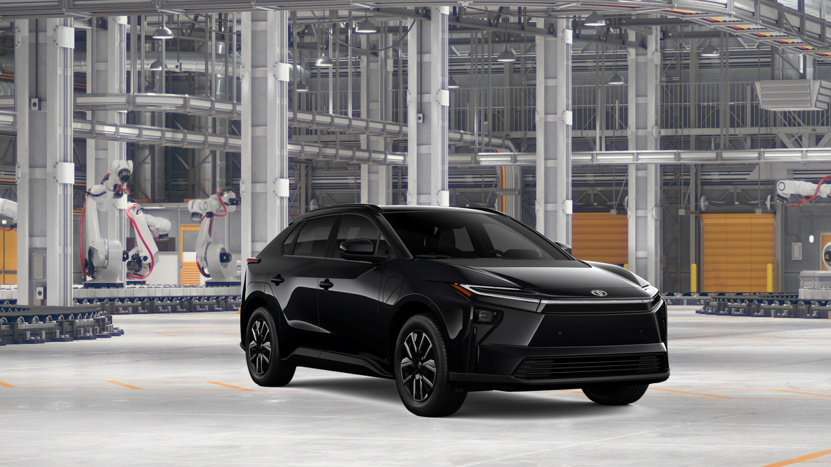 New 2026 Midnight Black Metallic Toyota XLE image 15
