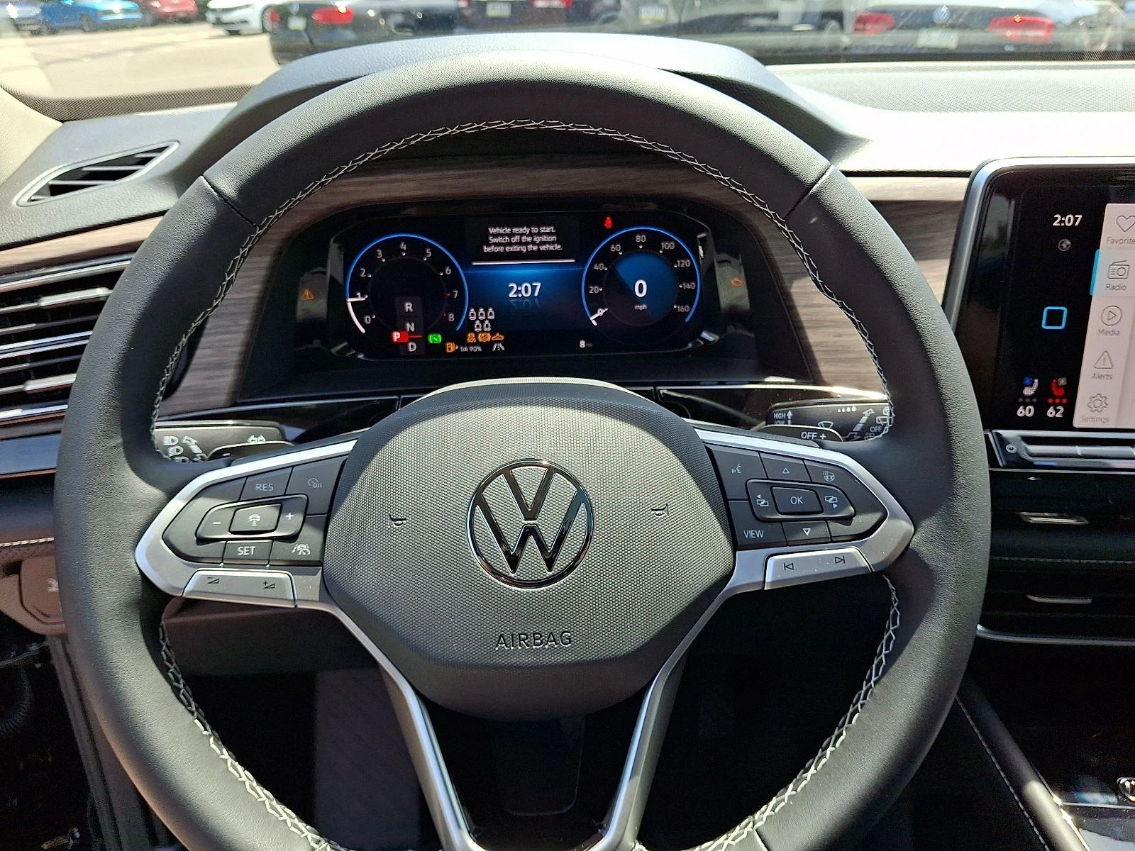 New 2026 2T2T/BLACKPEARL Volkswagen 2.0T SEL image 18