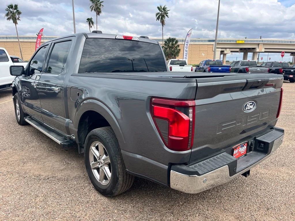 Used 2025 Gray Ford XLT image 4