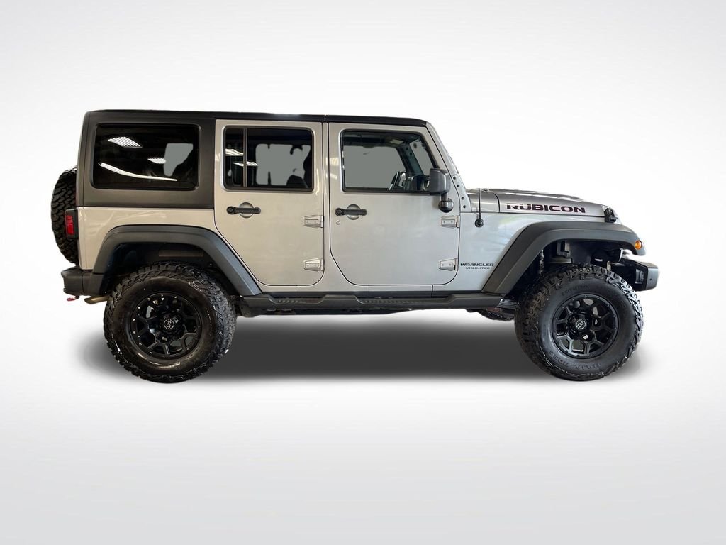 Used 2015 Silver Jeep Unlimited Rubicon image 7