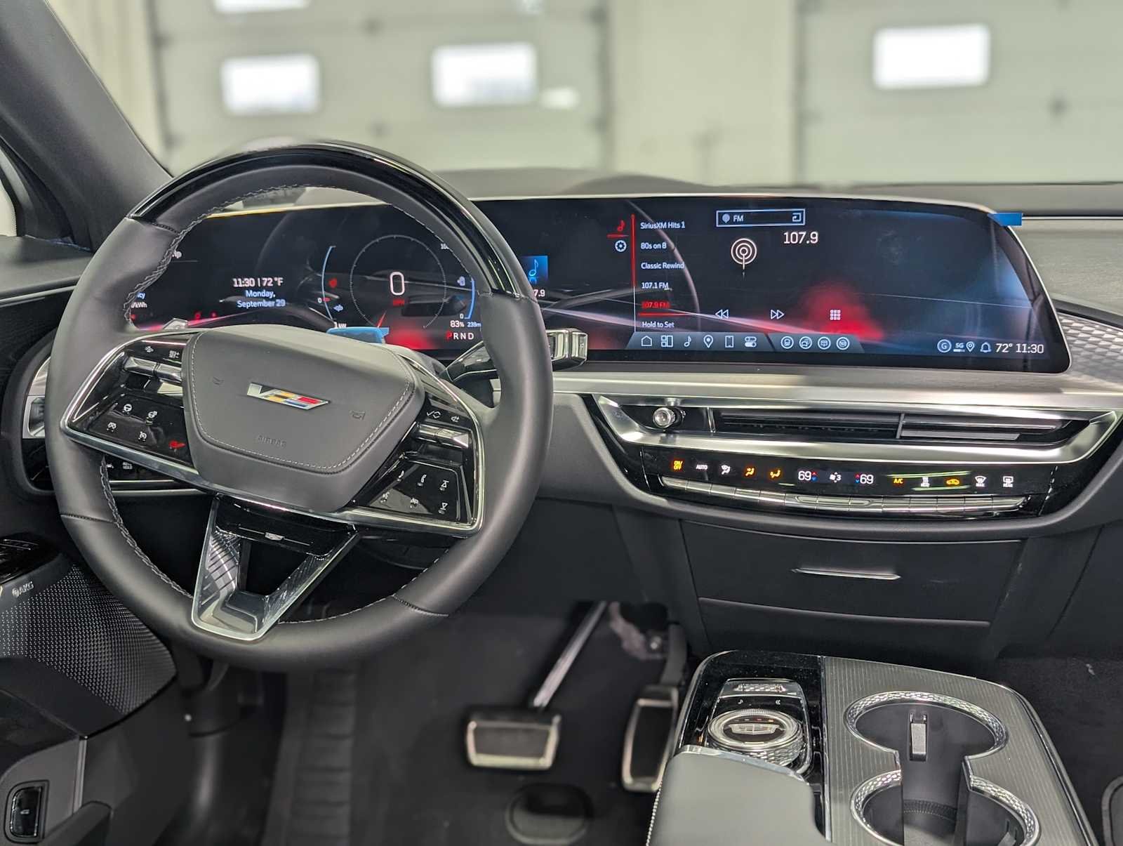 2026 Cadillac Lyriq photo 4