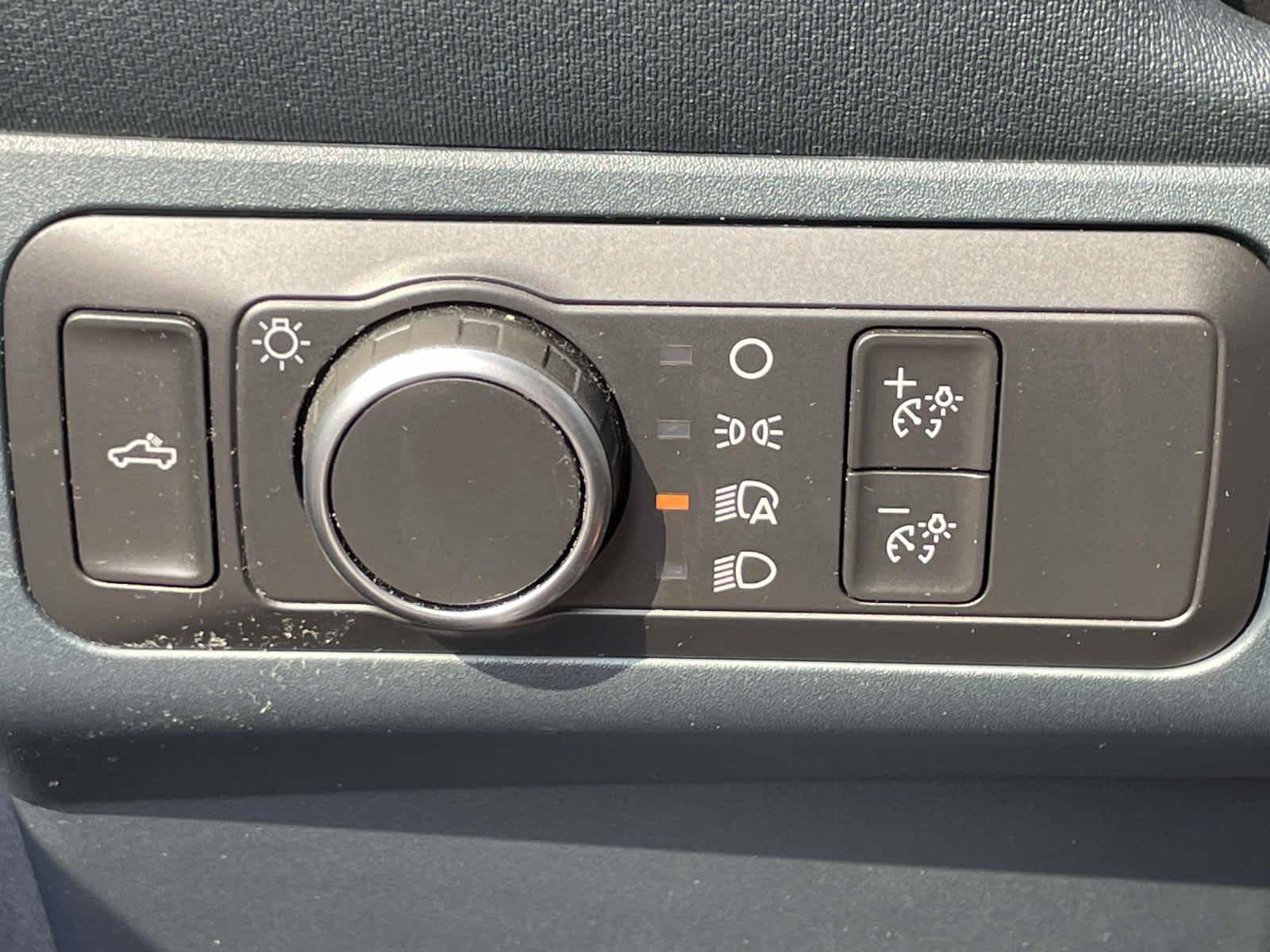 Used 2022 Cactus Gray Ford Lariat image 37