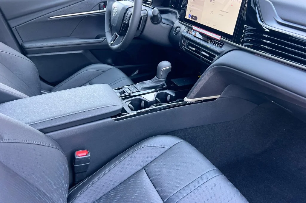 New 2026 Wind Chill Pearl Toyota XSE image 17