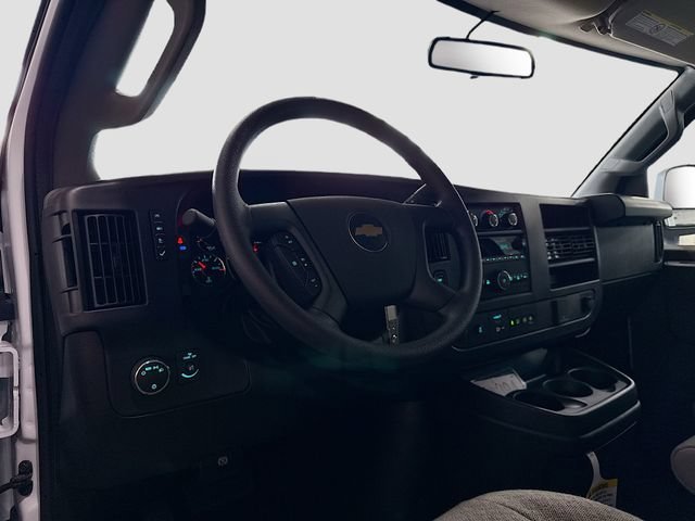 2025 Chevrolet Express Cargo Work Van - Photo 10