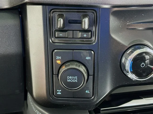 New 2026 Ford F-250SD Platinum