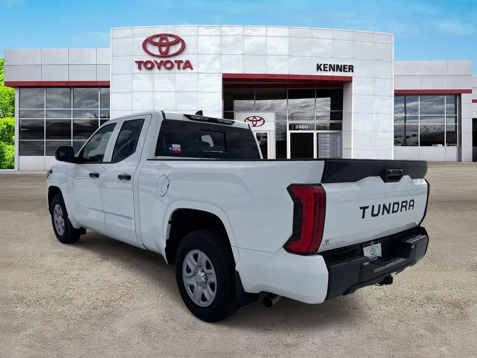 Used 2026 Ice Cap Toyota SR image 4