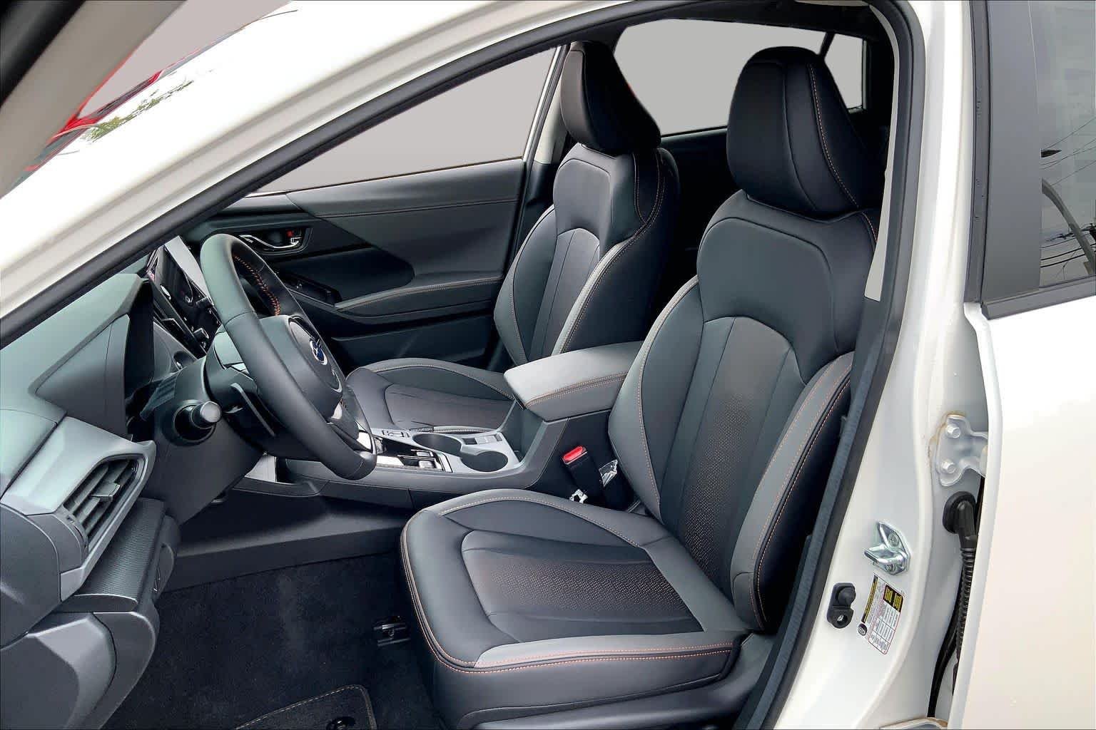 New 2026 LITHIUM RED PEARL Subaru Limited image 9