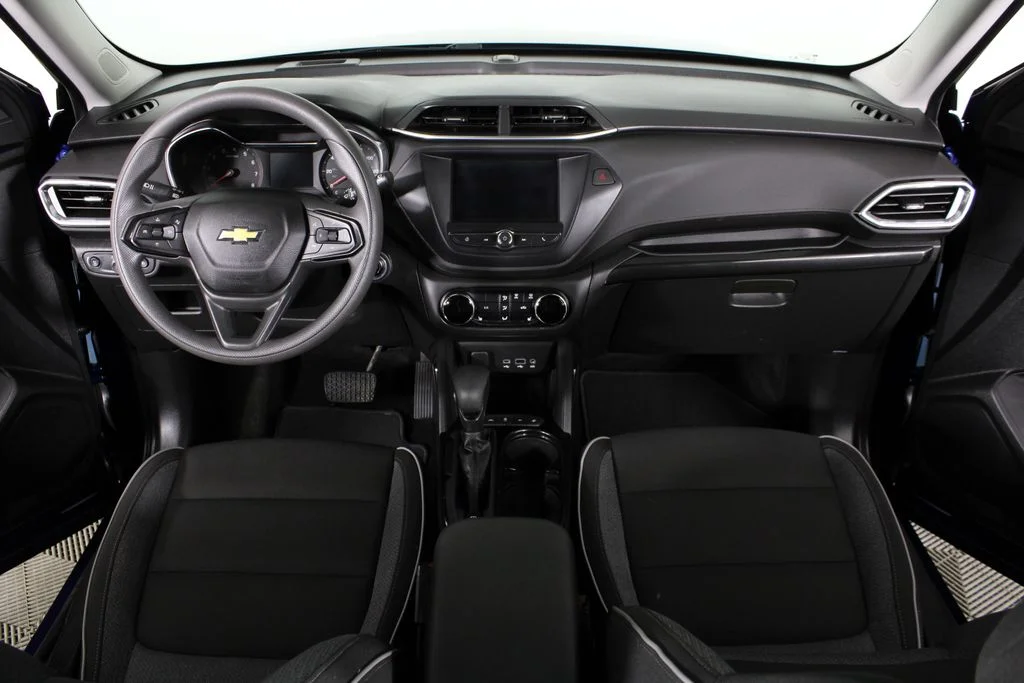 Used 2022 Blue Glow Metallic Chevrolet LT image 22