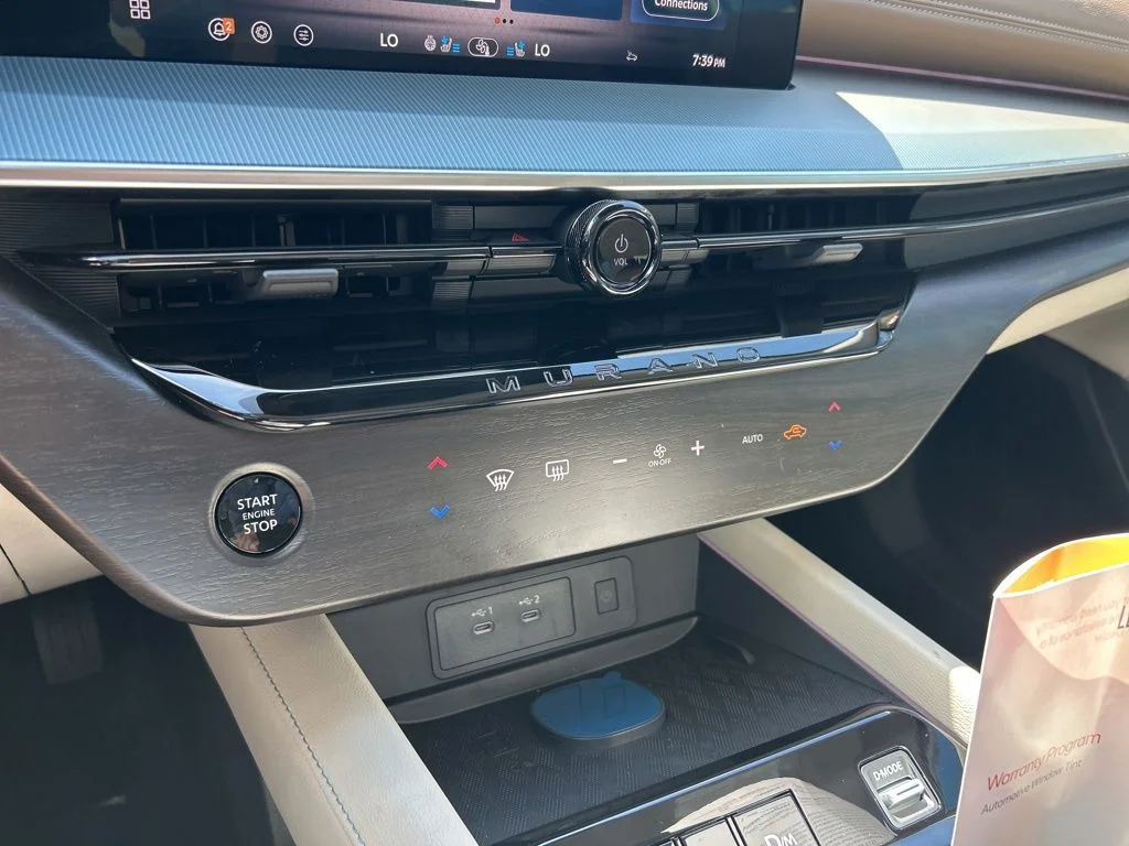 New 2026 Everest White Pearl TriCoat Nissan Platinum image 39