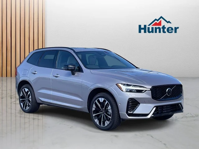2026 Volvo XC60 T8 Plus