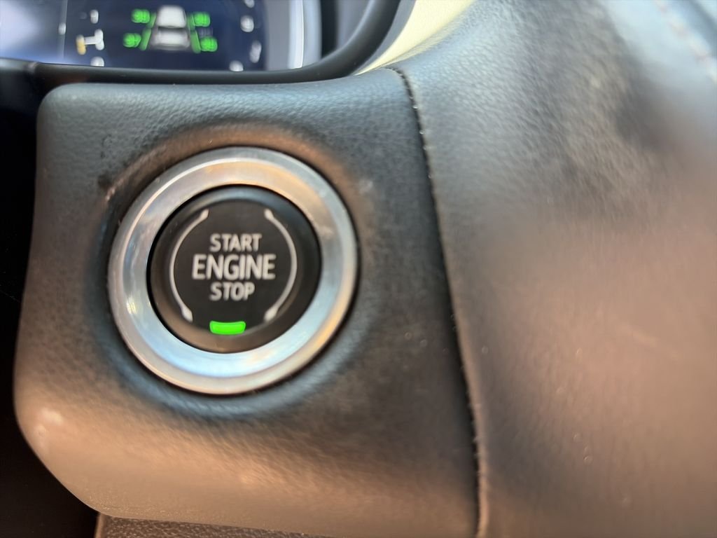 Used 2023 Gray Chevrolet LT image 29