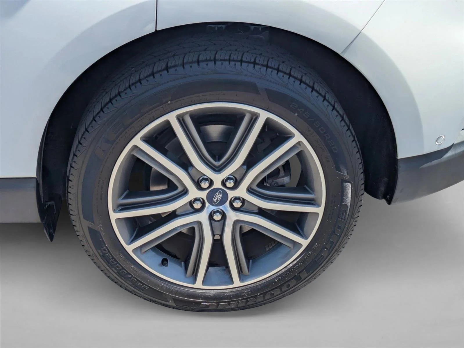Used 2021 Star White Metallic Tri-Coat Ford Titanium image 25
