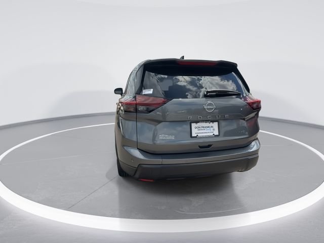 Used 2026 Gray Nissan S image 8