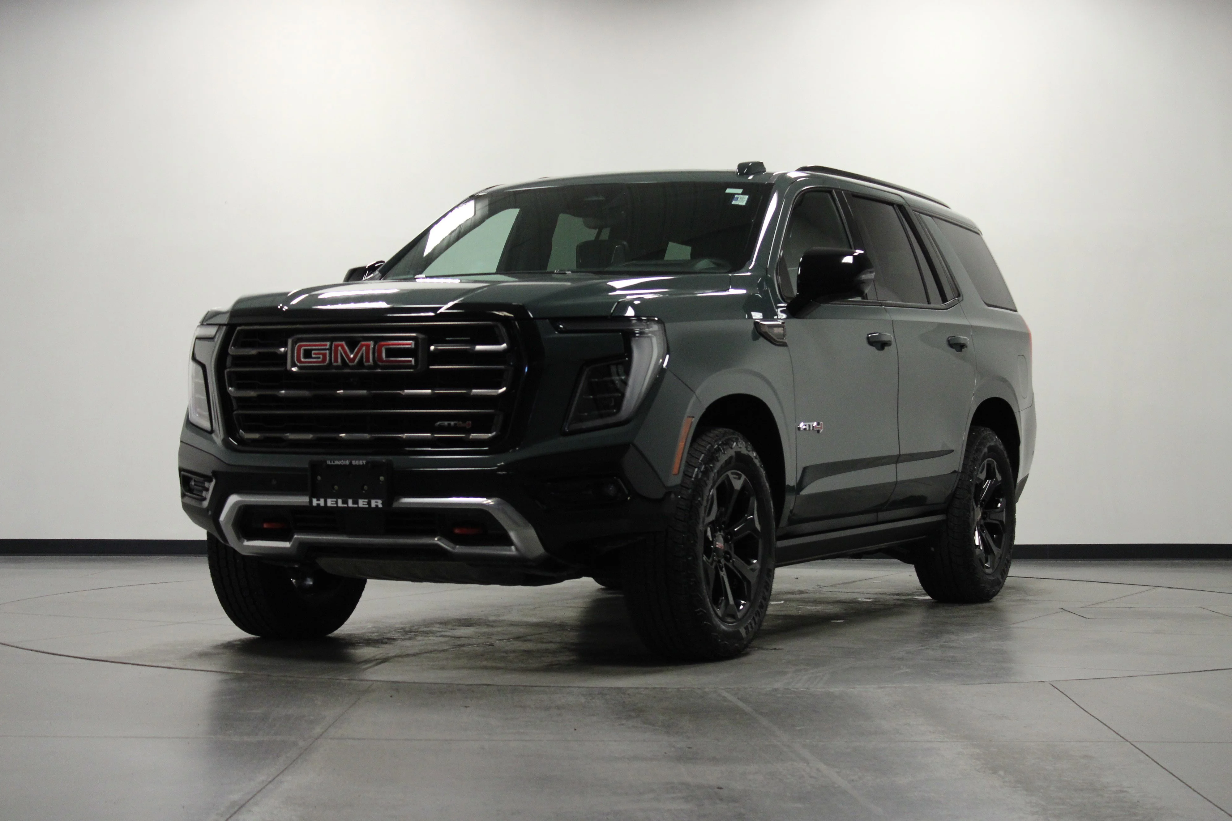Used 2026 Midnight Pine GMC AT4 Ultimate image 8