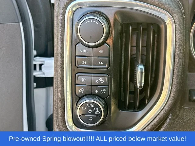 Used 2019 White Chevrolet LTZ image 33