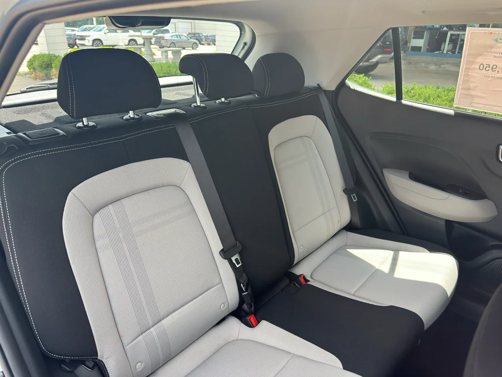 Used 2025 Mirage Green Hyundai SEL image 31