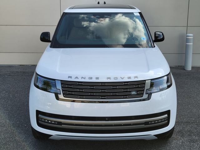 Certified Used 2025 White Land Rover Autobiography image 15