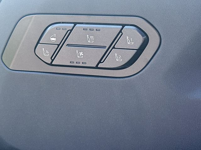 New 2027 Wolf Gray Kia X-Pro SX Prestige image 21