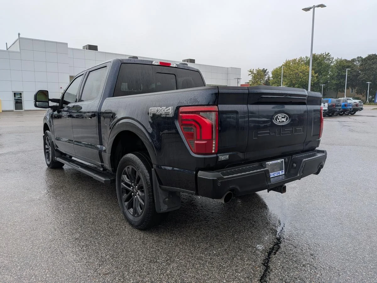 Used 2025 Blue Ford Lariat 4wd Supercrew image 10
