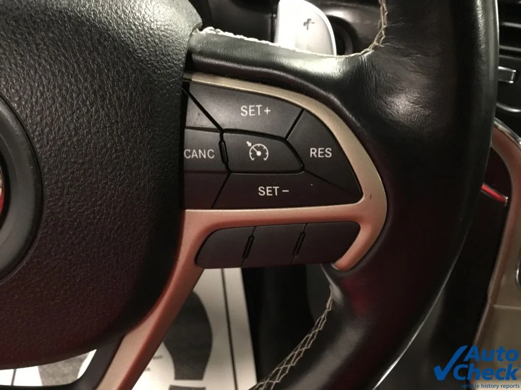 Used 2016 Silver Jeep Limited image 48